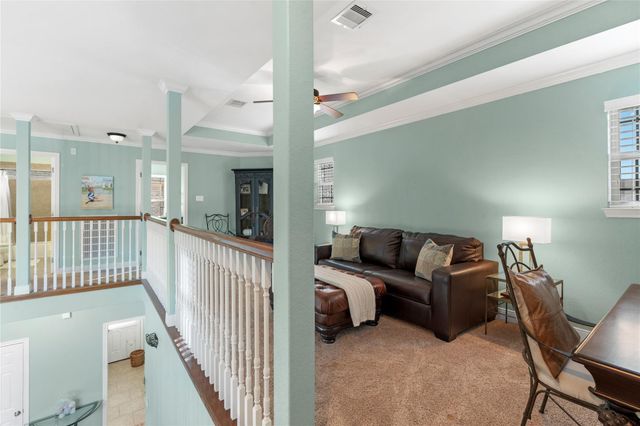 7027 Sunrise Drive, Hitchcock, TX 77563