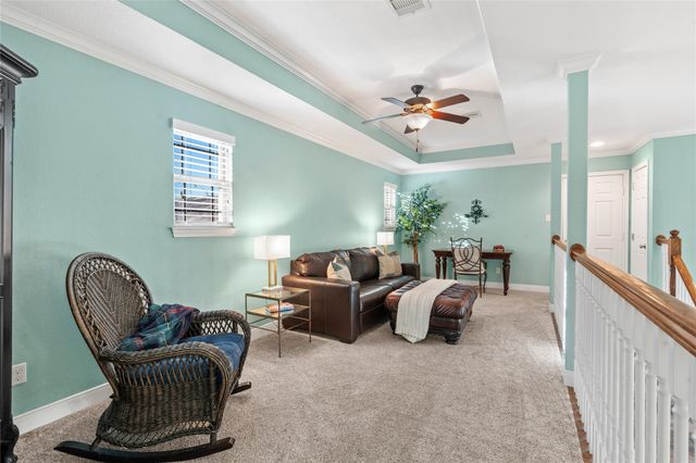 7027 Sunrise Drive, Hitchcock, TX 77563