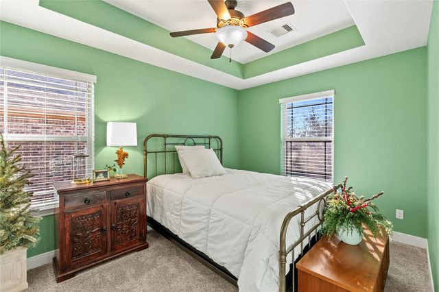 7027 Sunrise Drive, Hitchcock, TX 77563