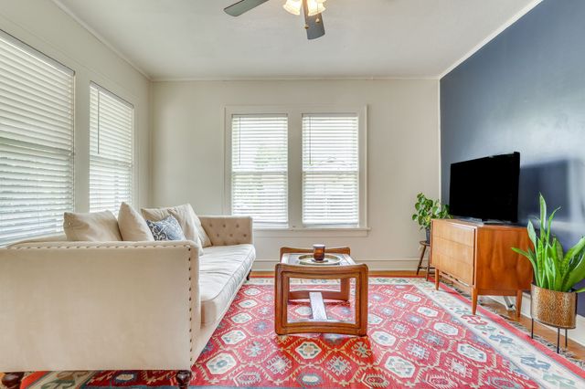 2529 Chicago Avenue, Fort Worth, TX 76103