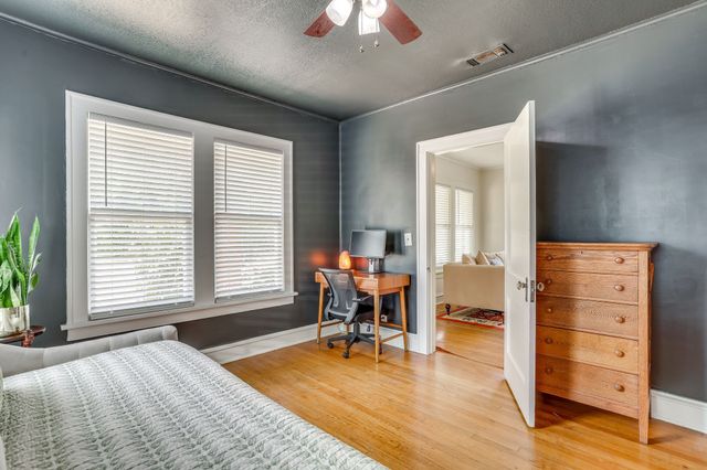 2529 Chicago Avenue, Fort Worth, TX 76103