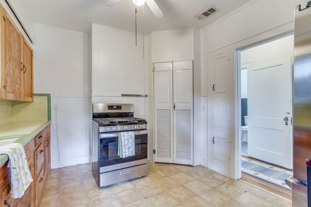 2529 Chicago Avenue, Fort Worth, TX 76103