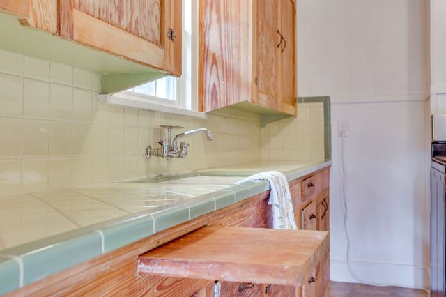 2529 Chicago Avenue, Fort Worth, TX 76103
