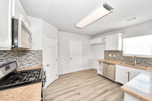 7504 Elm Street, Houston, TX 77023