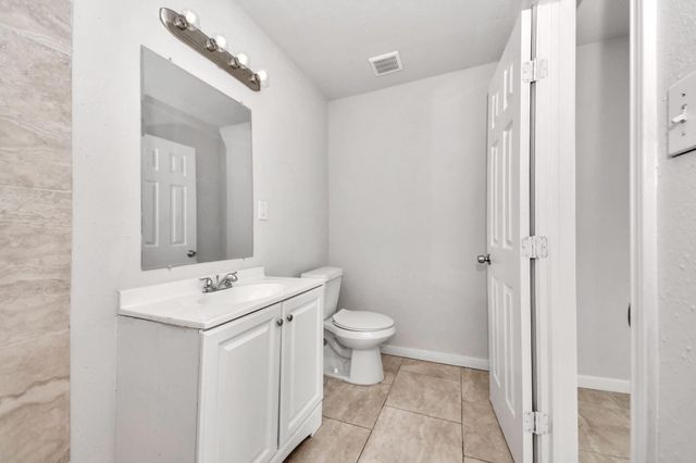 7504 Elm Street, Houston, TX 77023