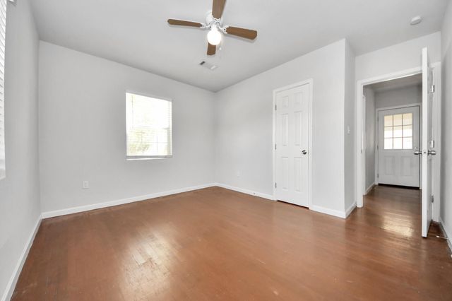 7504 Elm Street, Houston, TX 77023