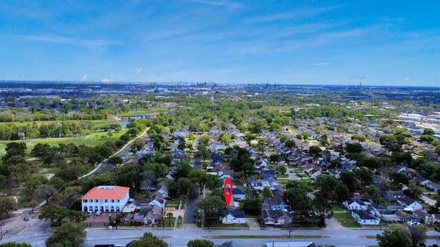 7504 Elm Street, Houston, TX 77023