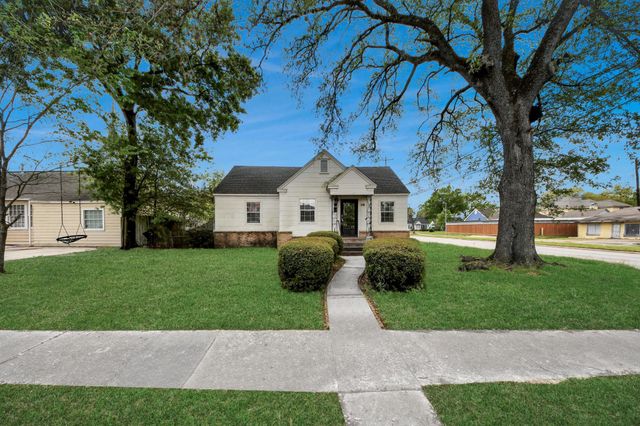 7504 Elm Street, Houston, TX 77023