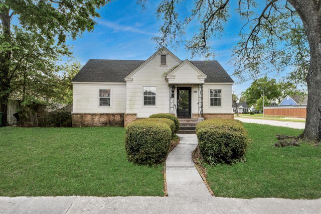 7504 Elm Street, Houston, TX 77023