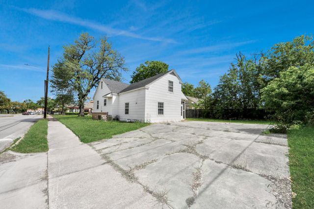 7504 Elm Street, Houston, TX 77023