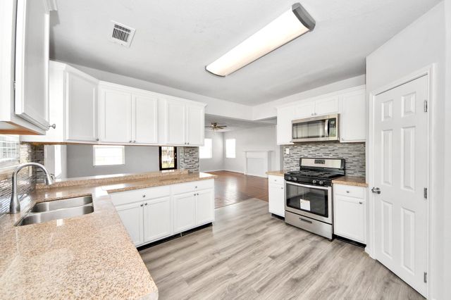 7504 Elm Street, Houston, TX 77023