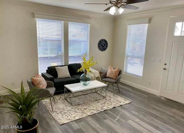 305 S VAL VISTA Drive 78, Mesa, AZ 85204