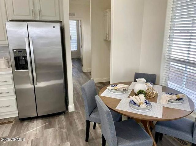 305 S VAL VISTA Drive 78, Mesa, AZ 85204