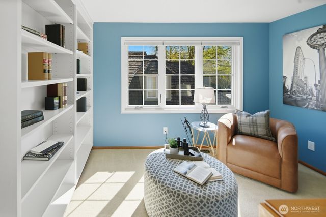 7830 80th Place SE, Mercer Island, WA 98040