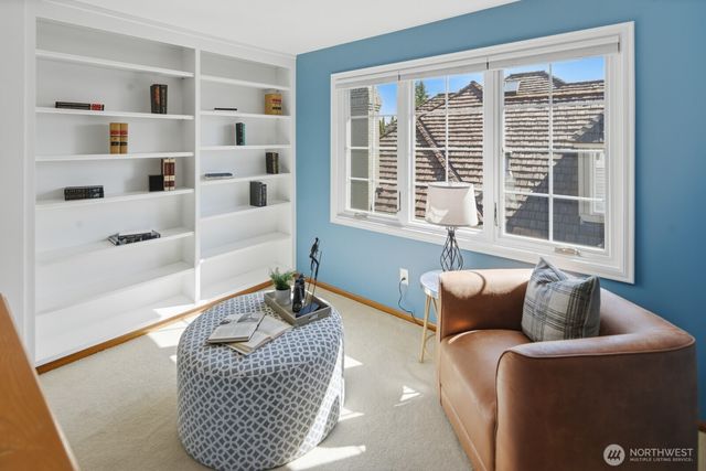 7830 80th Place SE, Mercer Island, WA 98040