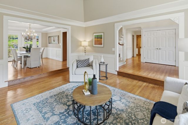 7830 80th Place SE, Mercer Island, WA 98040