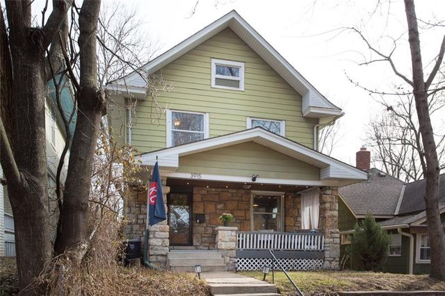 3915 Charlotte Street, Kansas City, MO 64110