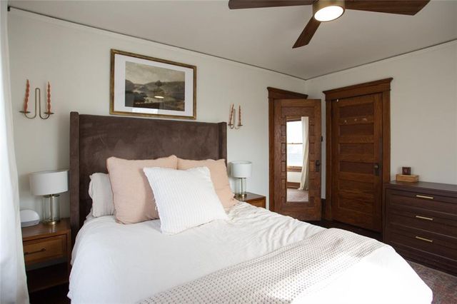 3915 Charlotte Street, Kansas City, MO 64110