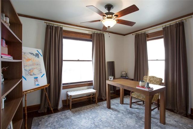 3915 Charlotte Street, Kansas City, MO 64110