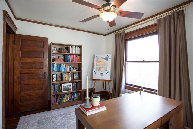 3915 Charlotte Street, Kansas City, MO 64110