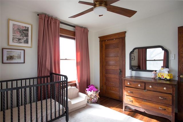 3915 Charlotte Street, Kansas City, MO 64110