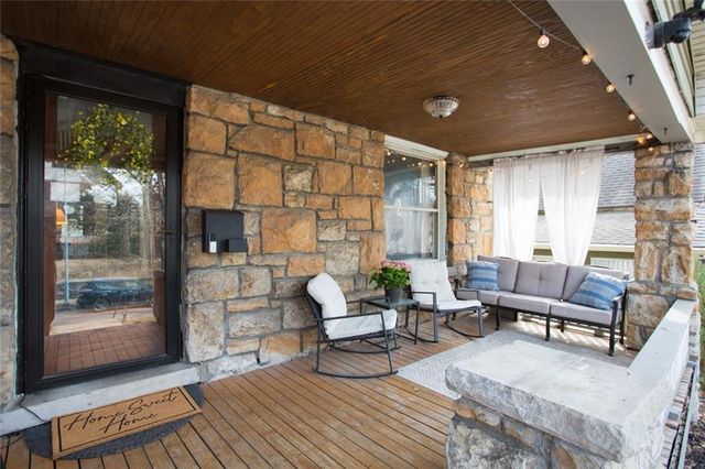 3915 Charlotte Street, Kansas City, MO 64110