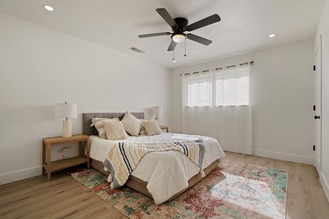 834 Del Monte Ct, Manteca, CA 95336