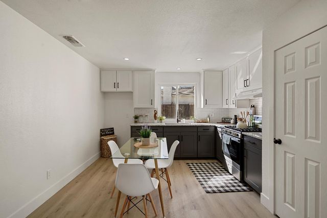 834 Del Monte Ct, Manteca, CA 95336