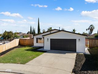 834 Del Monte Ct, Manteca, CA 95336