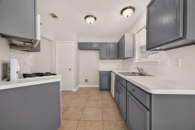 19923 Sycamore Valley Drive, Cypress, TX 77433