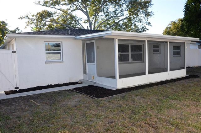 1134 FERNWOOD DRIVE, Holiday, FL 34690