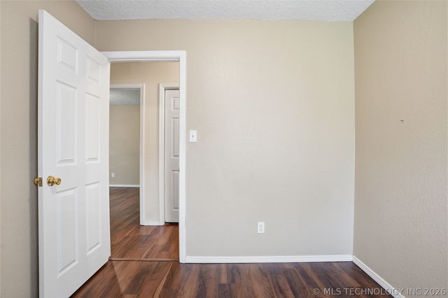 14027 S Hickory Place, Glenpool, OK 74033