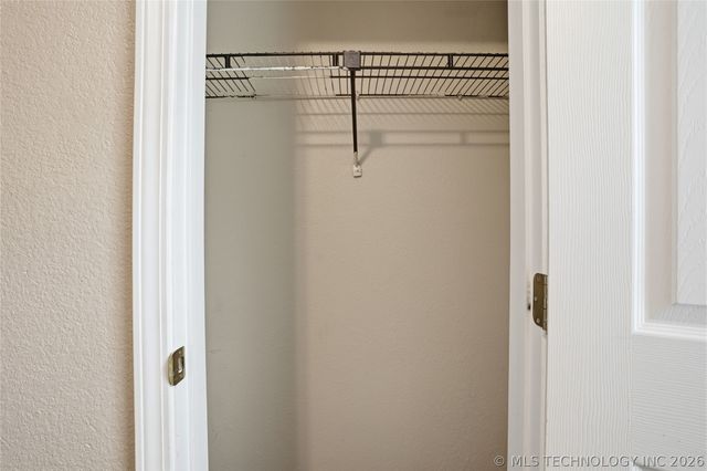14027 S Hickory Place, Glenpool, OK 74033
