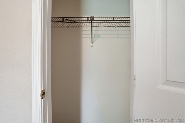 14027 S Hickory Place, Glenpool, OK 74033