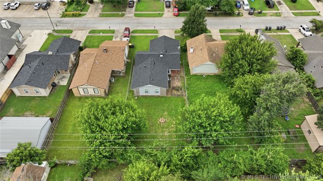 14027 S Hickory Place, Glenpool, OK 74033