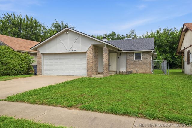14027 S Hickory Place, Glenpool, OK 74033