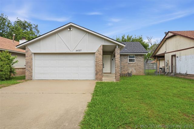 14027 S Hickory Place, Glenpool, OK 74033