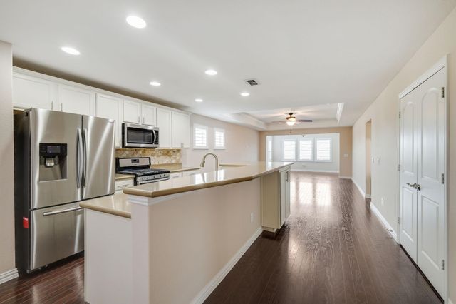 1898 Beachside Drive, Frisco, TX 75036
