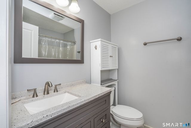158 Mountain Road, West Hartford, CT 06107