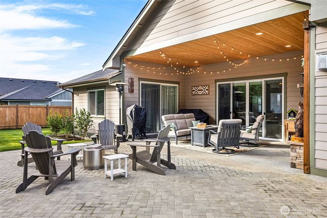 155 Mountain Crest Lane, Eatonville, WA 98328
