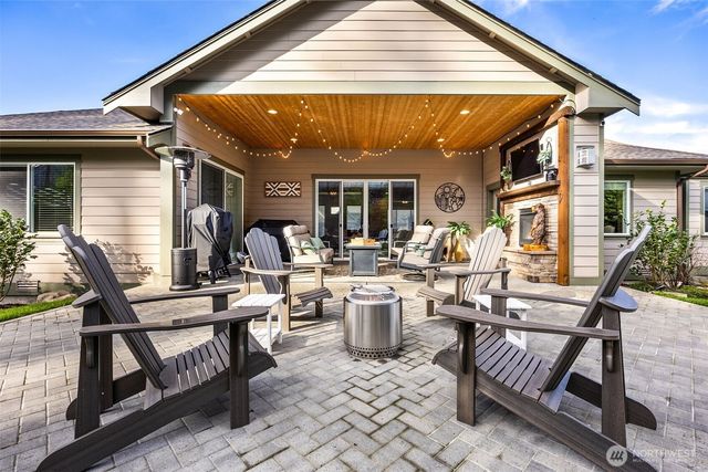 155 Mountain Crest Lane, Eatonville, WA 98328