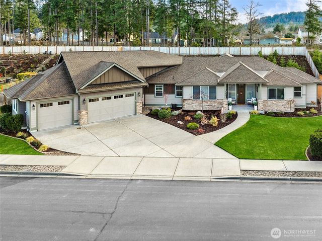 155 Mountain Crest Lane, Eatonville, WA 98328