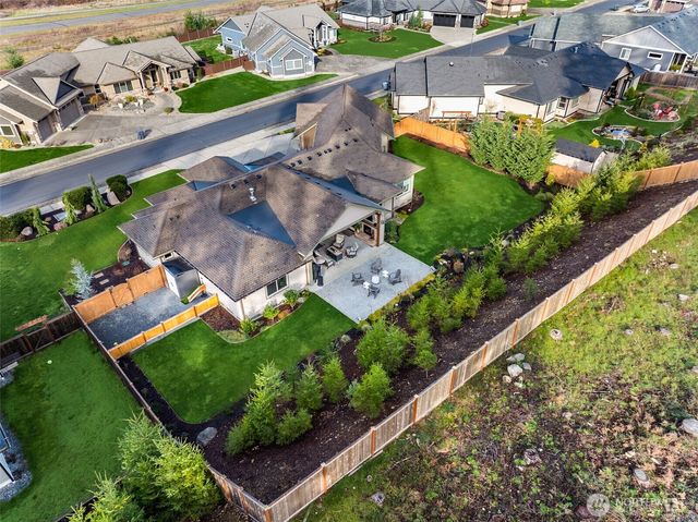 155 Mountain Crest Lane, Eatonville, WA 98328
