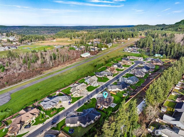 155 Mountain Crest Lane, Eatonville, WA 98328