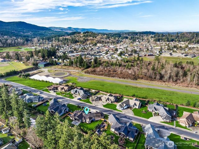 155 Mountain Crest Lane, Eatonville, WA 98328