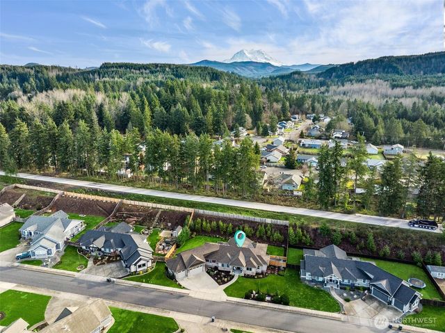 155 Mountain Crest Lane, Eatonville, WA 98328