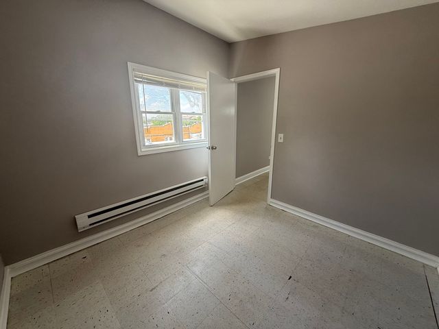 2349 N Lorel Avenue 3R, Chicago, IL 60639