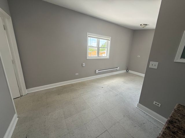 2349 N Lorel Avenue 3R, Chicago, IL 60639