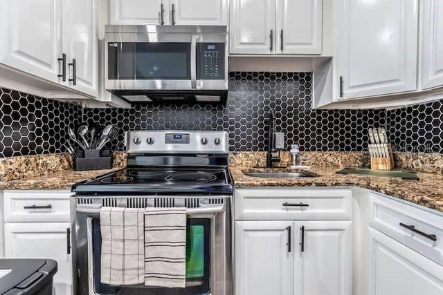 511 SAN JUAN BOULEVARD, Orlando, FL 32807