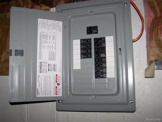 4923 Alpha Way, Flint, MI 48506